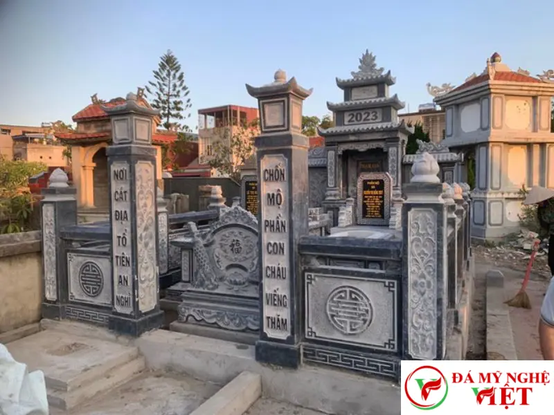 Điểm quan trọng cần thiết khi chọn mua lăng mộ đá Phú Thọ uy tín-3