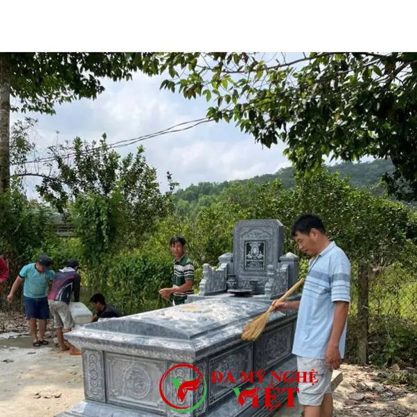 Top 7 các mẫu mộ đá Thanh Hóa cao cấp, tinh xảo và hiện đại-3