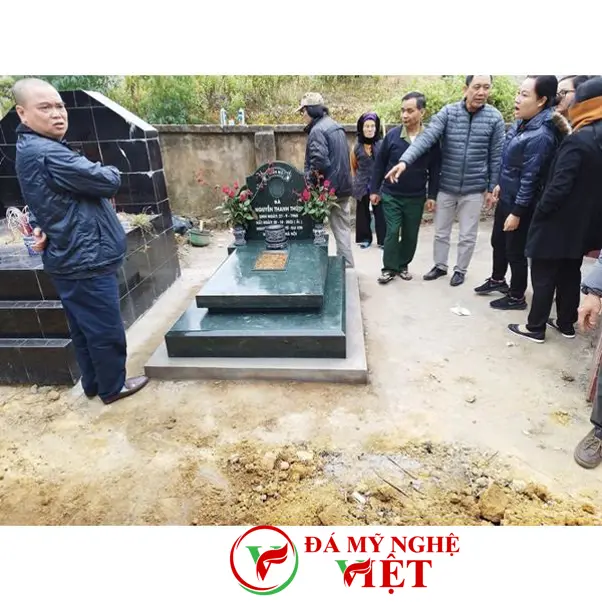 Top 5 các mẫu mộ đá Đồng Nai tinh tế, sang trọng và bền vững-4