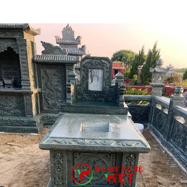 Top 8 các mẫu mộ đá Kon Tum đẹp, tinh xảo và bền vững-1