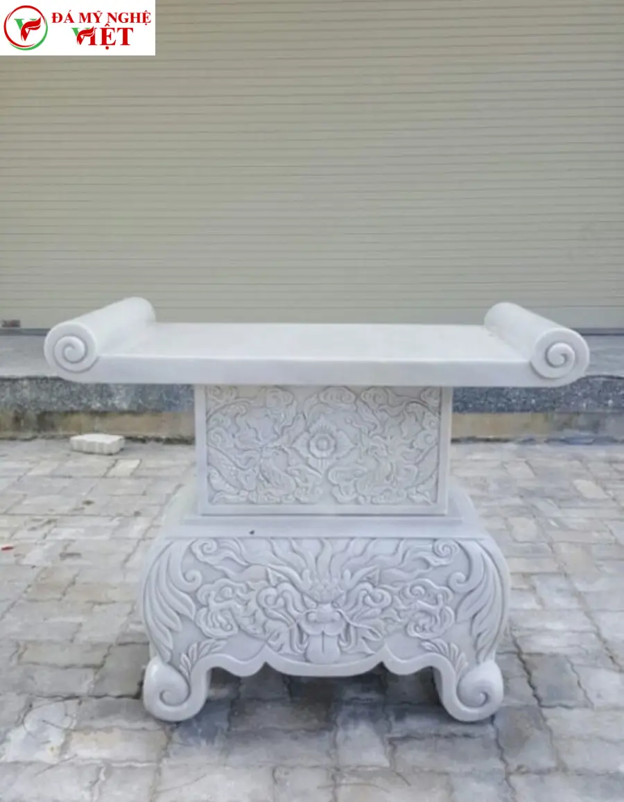 bàn lễ đá (3)