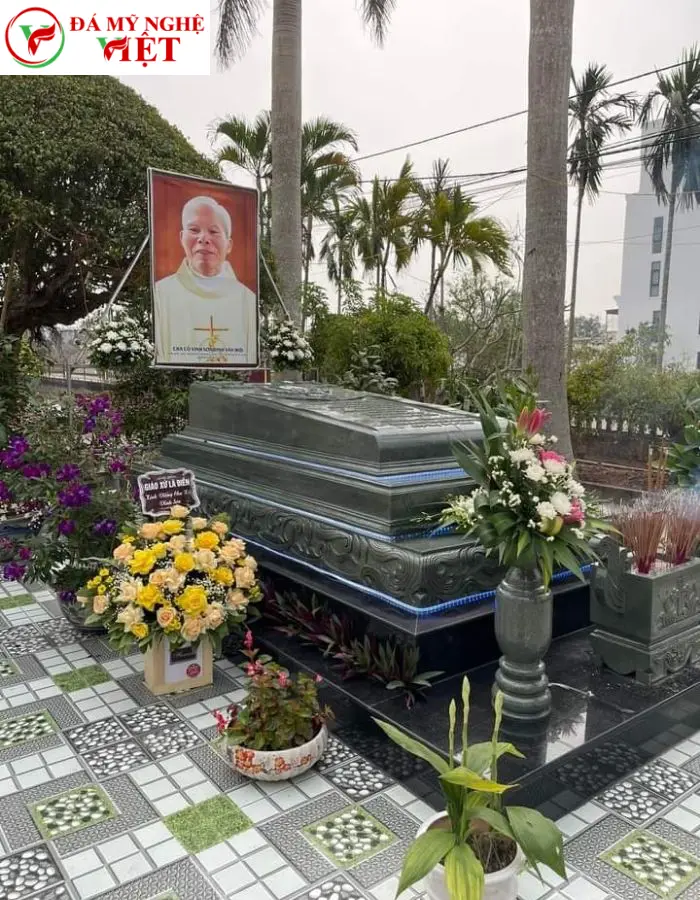 Nơi mua mộ đá công giáo Cao Bằng uy tín-3