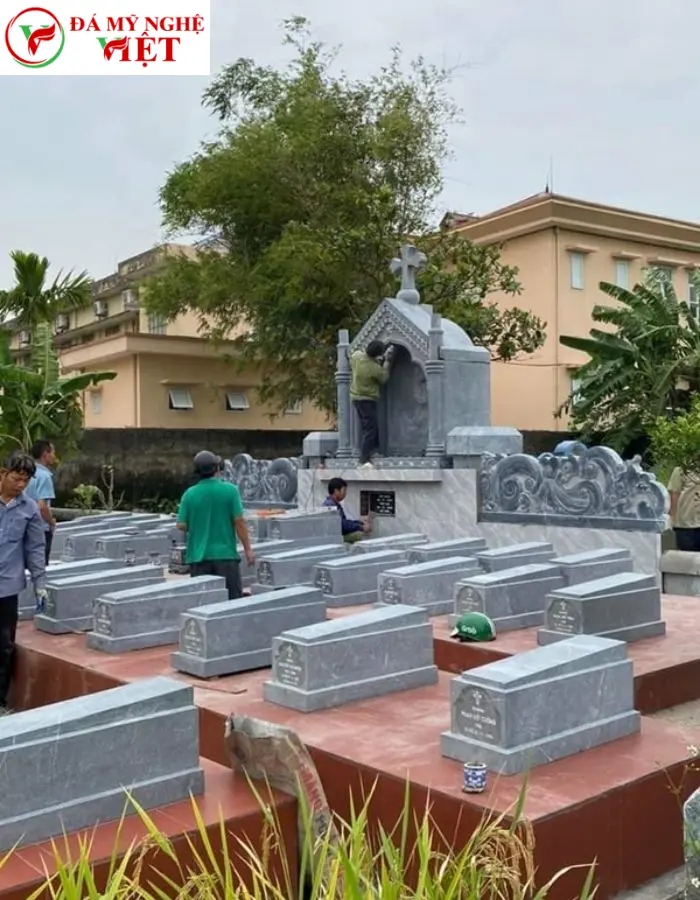 Nơi mua mộ đá công giáo Bạc Liêu hàng đầu-4