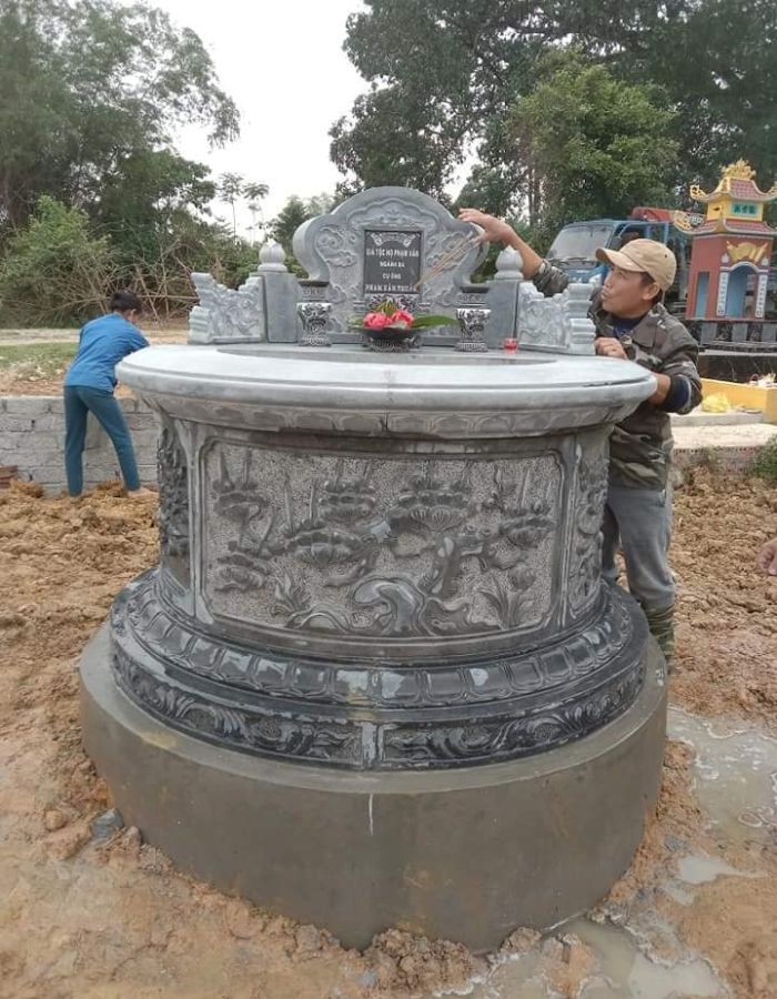 Top 9 mẫu mộ đá tròn TP. Hồ Chí Minh sang trọng – Hiện đại và đẳng cấp-4