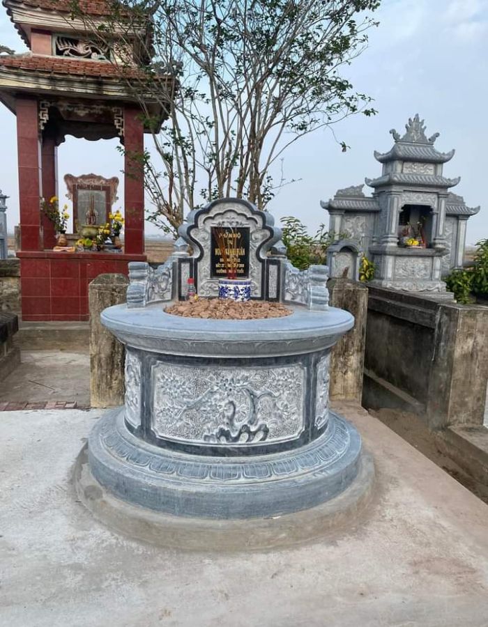 Top 7 mẫu mộ đá tròn Lạng Sơn ấn tượng – Đậm đà bản sắc vùng cao Đông Bắc-3